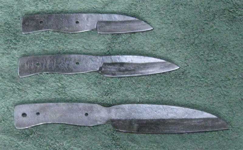 bushcraft survival knife blades